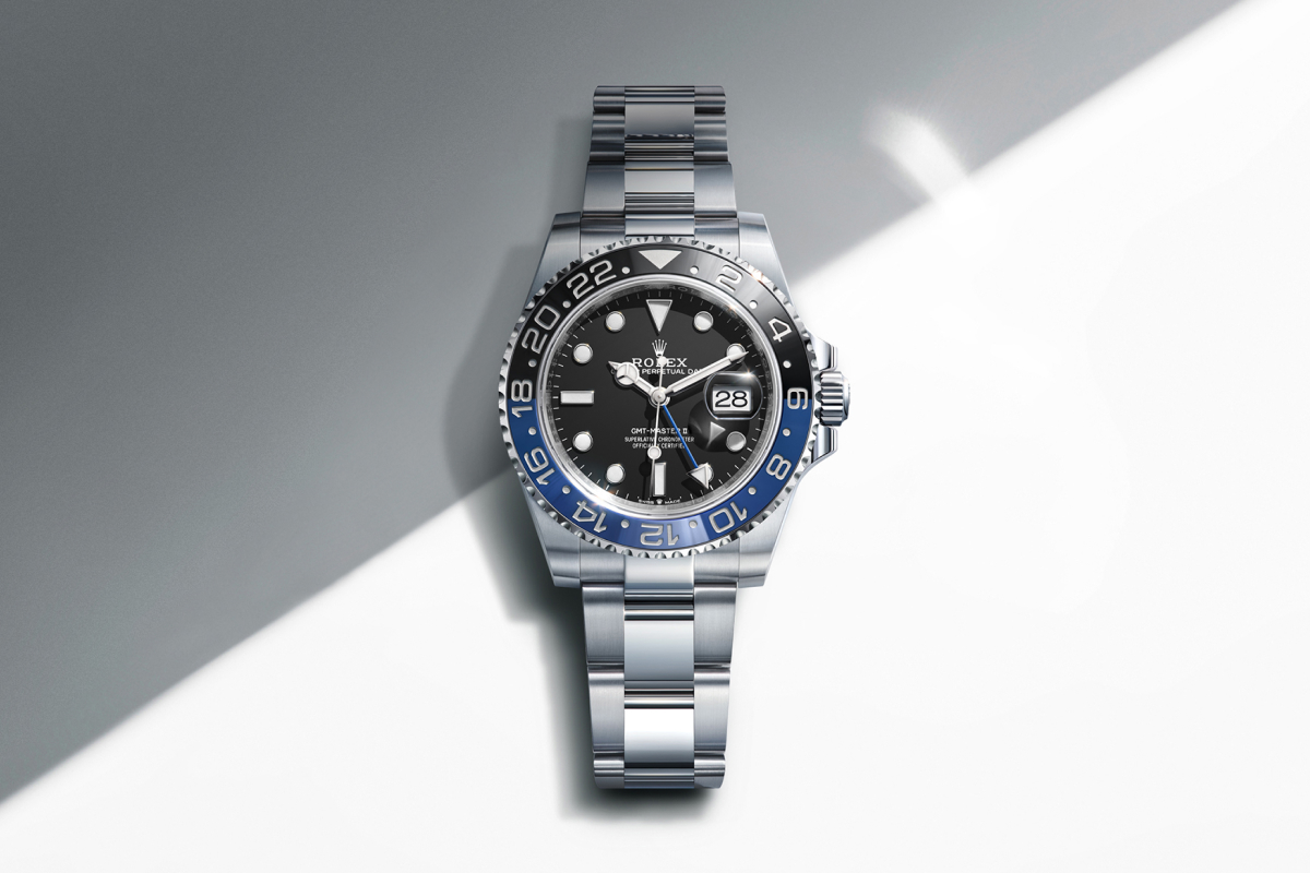 rolex-collections-keep-exploring-gmt-master-ii-cover-m126710grnr-0003-landscape